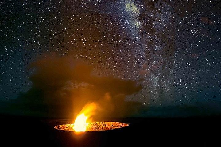 Hawaii Volcanoes National Park Experience Departing from Oahu - Photo 1 of 6